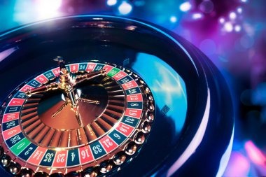 lode777 mobile app interface showing slot games and sportsbook markets